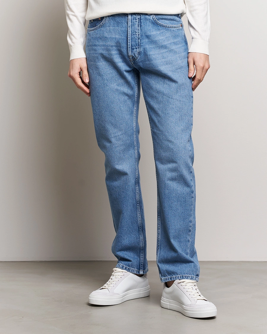 Homme | Sections | J.Lindeberg | Cody Washed Regular Jeans Light Blue