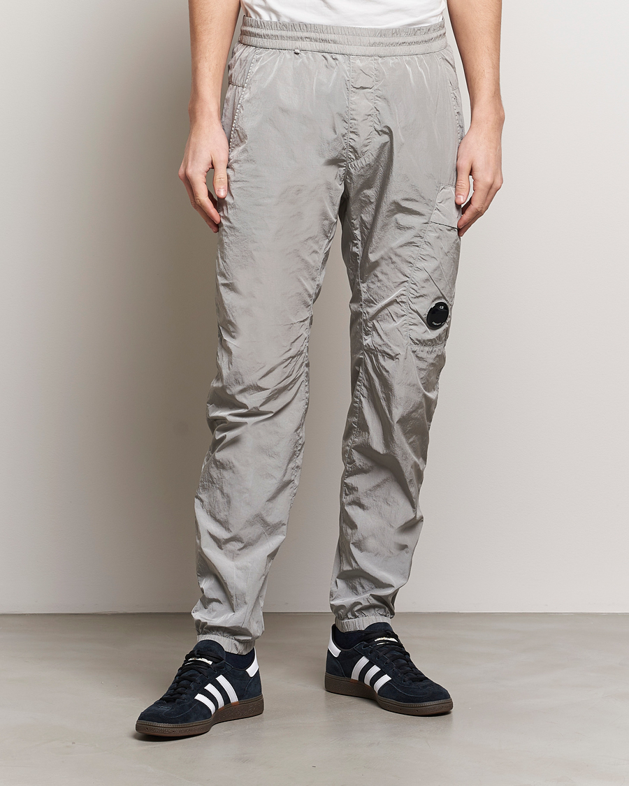 Homme | Contemporary Creators | C.P. Company | Chrome - R Cargo Lens Trousers Light Grey