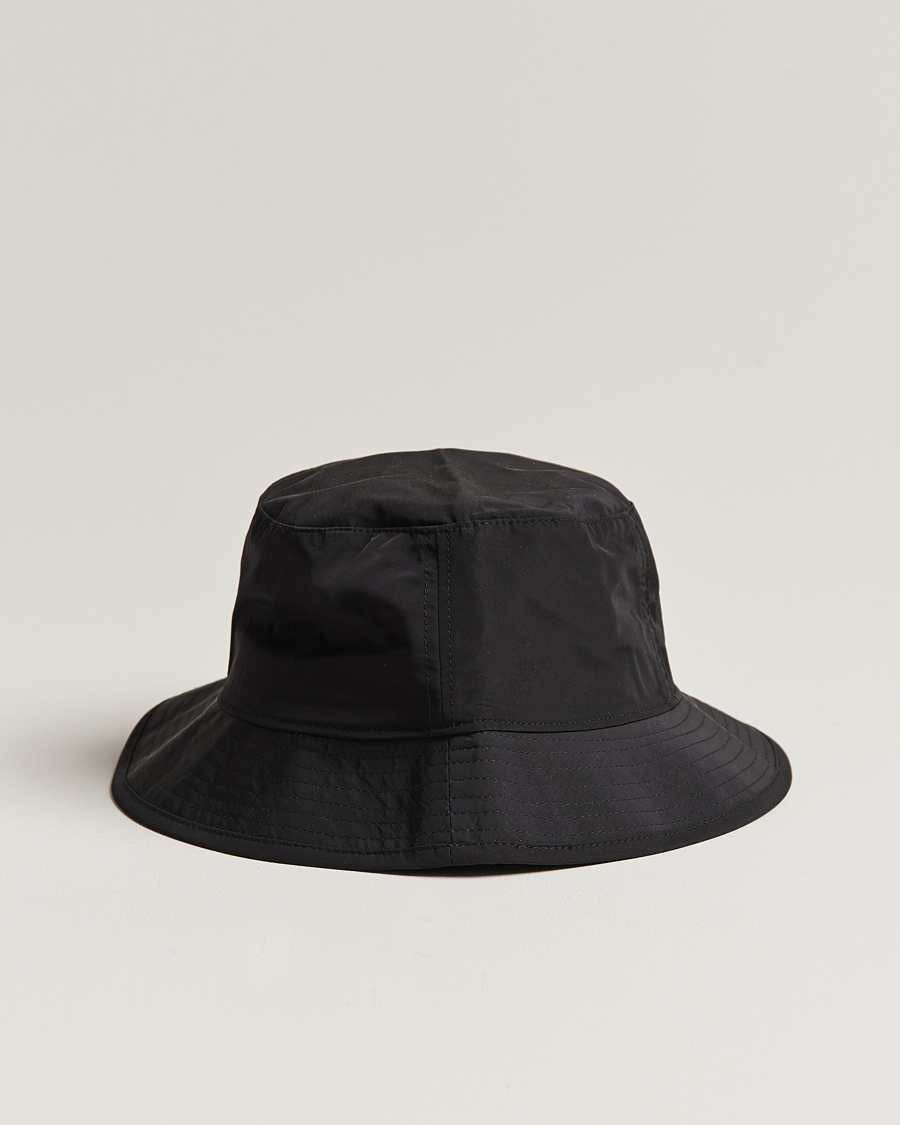 Homme | C.P. Company Chrome R Bucket Hat Black | C.P. Company | Chrome R Bucket Hat Black