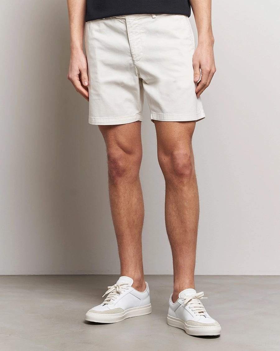 Homme |  | Tiger of Sweden | Caid Cotton Chino Shorts Summer Snow