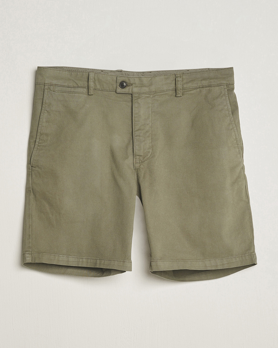 Homme | Shorts | Tiger of Sweden | Caid Cotton Chino Shorts Dusty Green