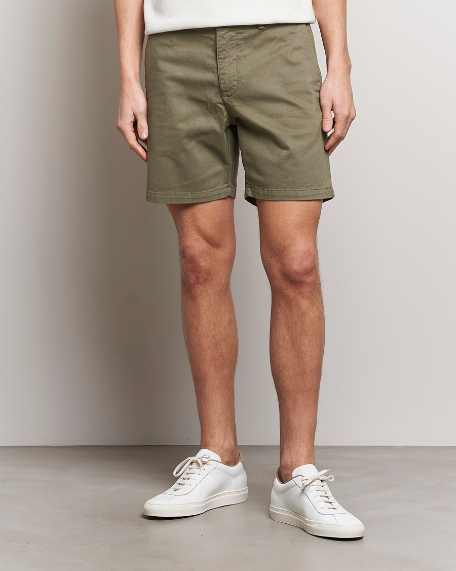 Homme | Tiger of Sweden | Tiger of Sweden | Caid Cotton Chino Shorts Dusty Green