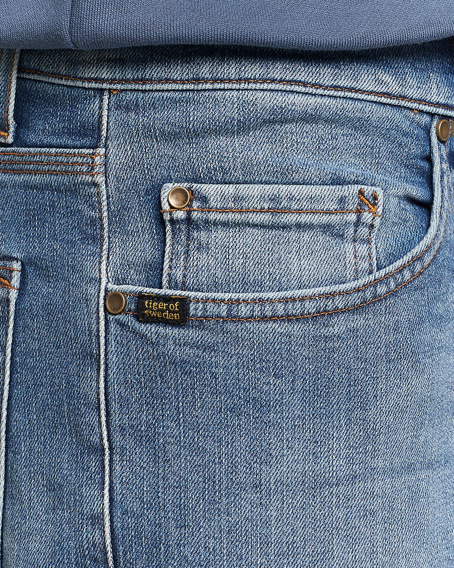 Homme | Pantalons | Tiger of Sweden | Pistolero Jeans Light Blue
