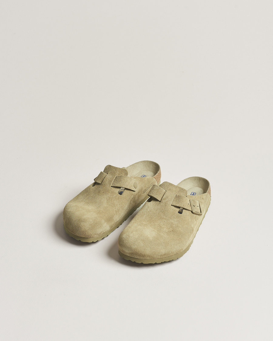 Homme | BIRKENSTOCK Boston Soft Footbed Faded Khaki Suede | BIRKENSTOCK | Boston Soft Footbed Faded Khaki Suede