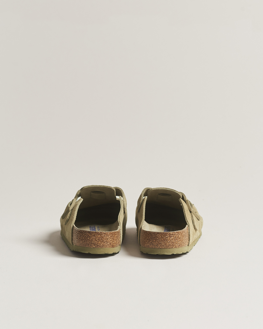 Homme | BIRKENSTOCK Boston Soft Footbed Faded Khaki Suede | BIRKENSTOCK | Boston Soft Footbed Faded Khaki Suede