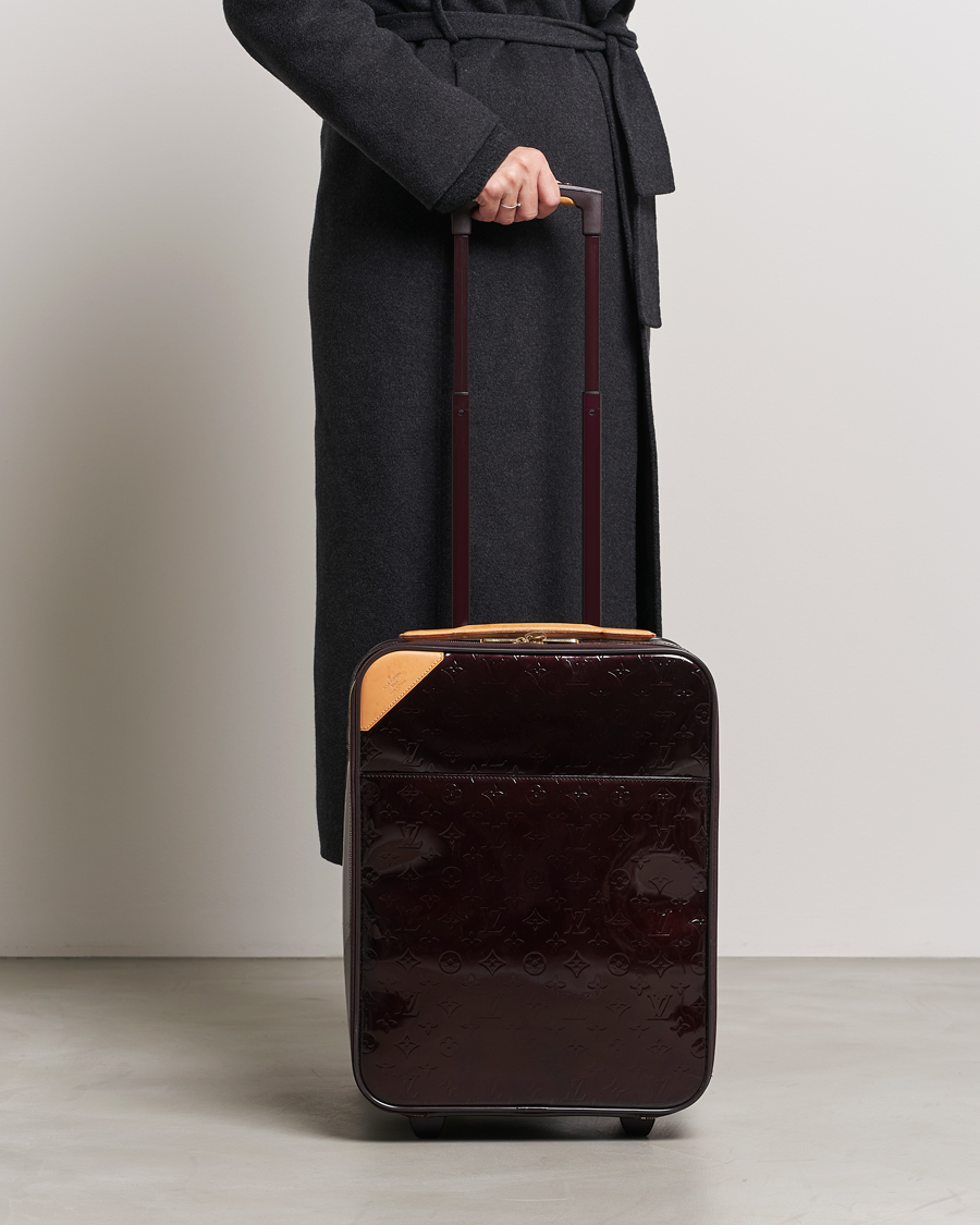 Homme | Louis Vuitton Pre-Owned Vernis Pégase 45 Monogram | Louis Vuitton Pre-Owned | Vernis Pégase 45 Monogram