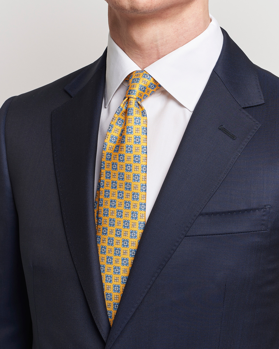 Homme | Kiton Printed Medallion Silk Tie Yellow | Kiton | Printed Medallion Silk Tie Yellow