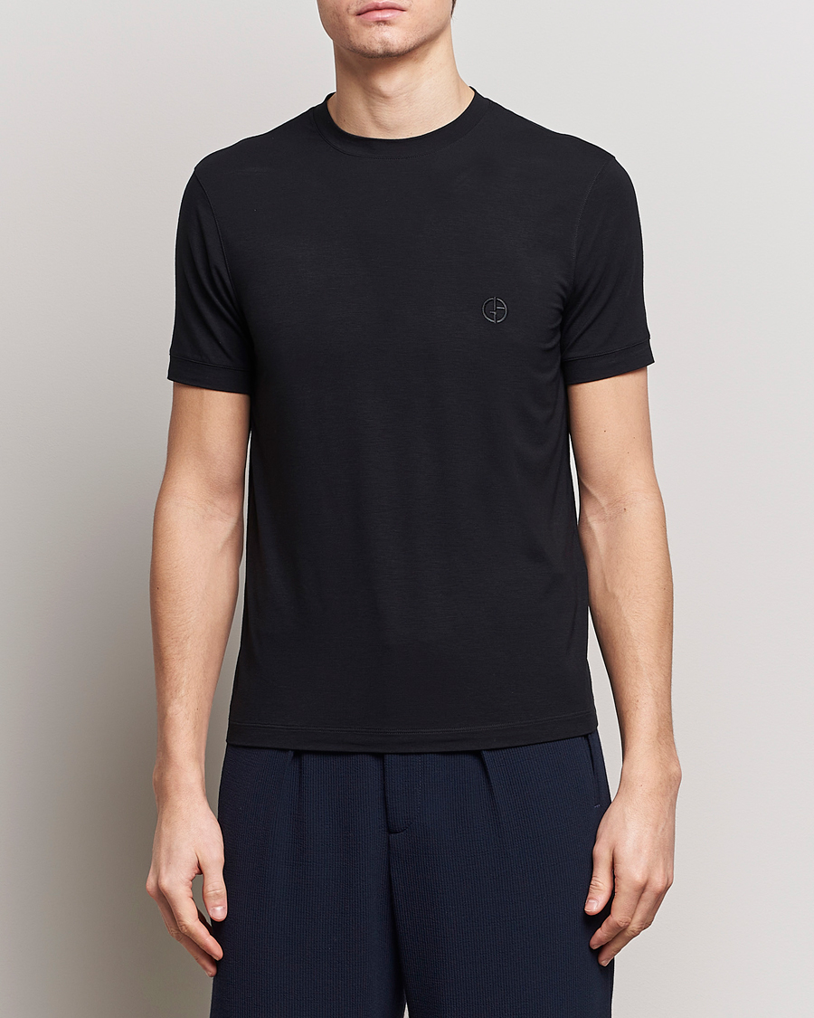 Homme | T-Shirts Noirs | Giorgio Armani | Embroidered Logo T-Shirt Black