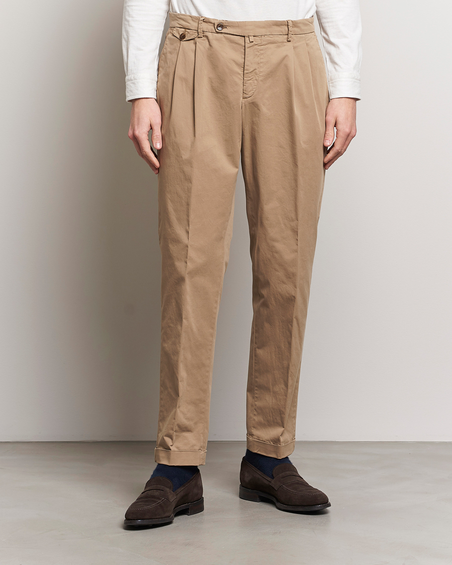 Homme | Chinos | Briglia 1949 | Easy Fit Pleated Cotton Stretch Chino Taupe