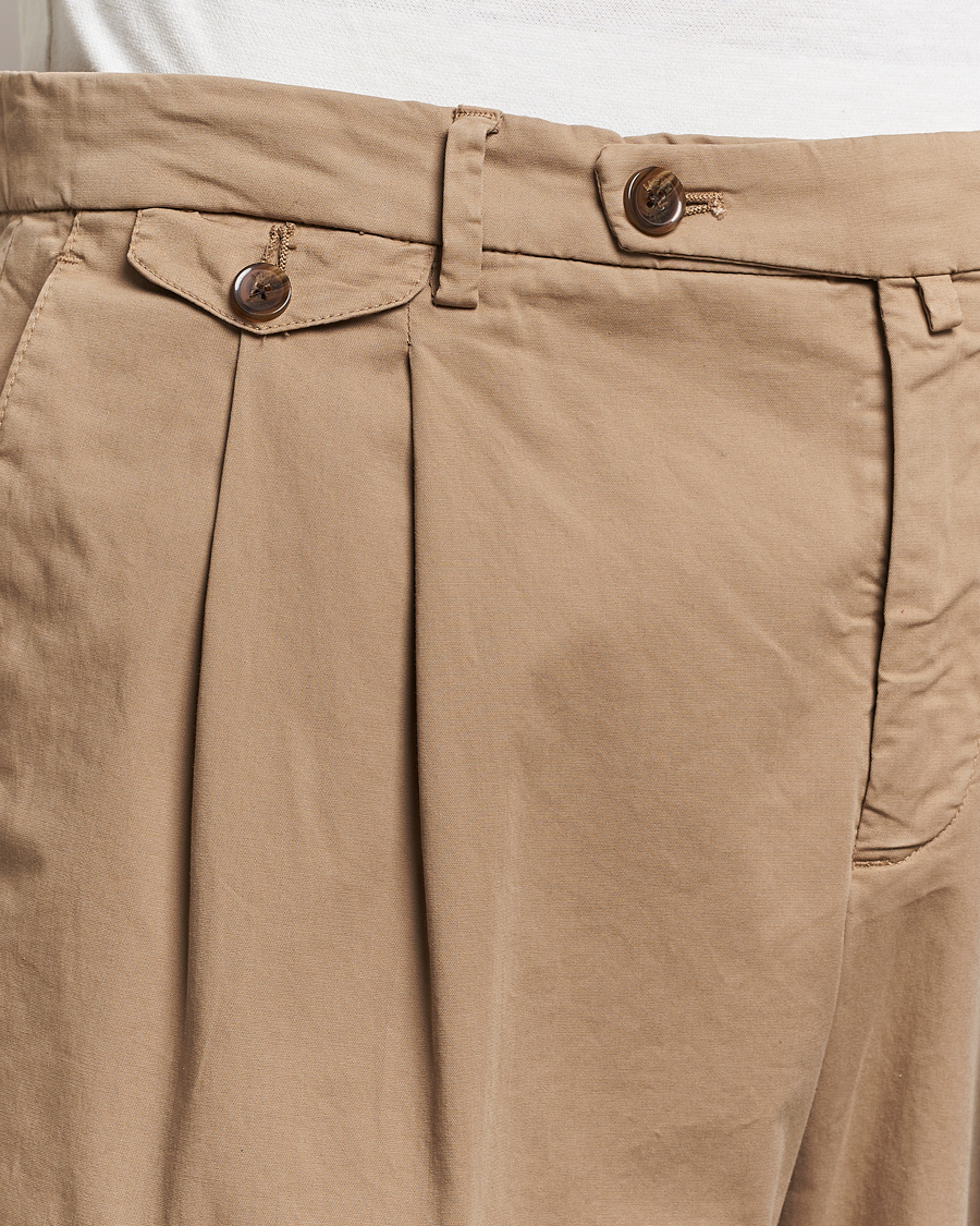 Homme | Pantalons | Briglia 1949 | Easy Fit Pleated Cotton Stretch Chino Taupe