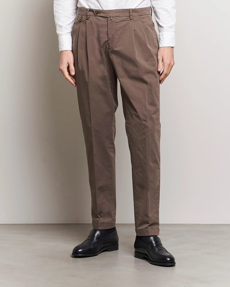 Homme |  | Briglia 1949 | Easy Fit Pleated Cotton Stretch Chino Brown