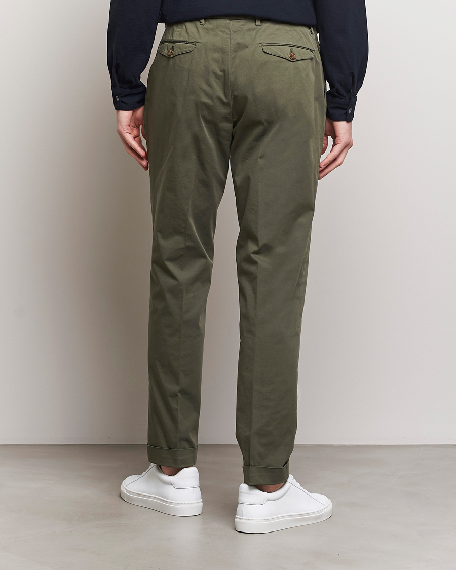 Homme | Pantalons | Briglia 1949 | Easy Fit Pleated Cotton Stretch Chino Olive