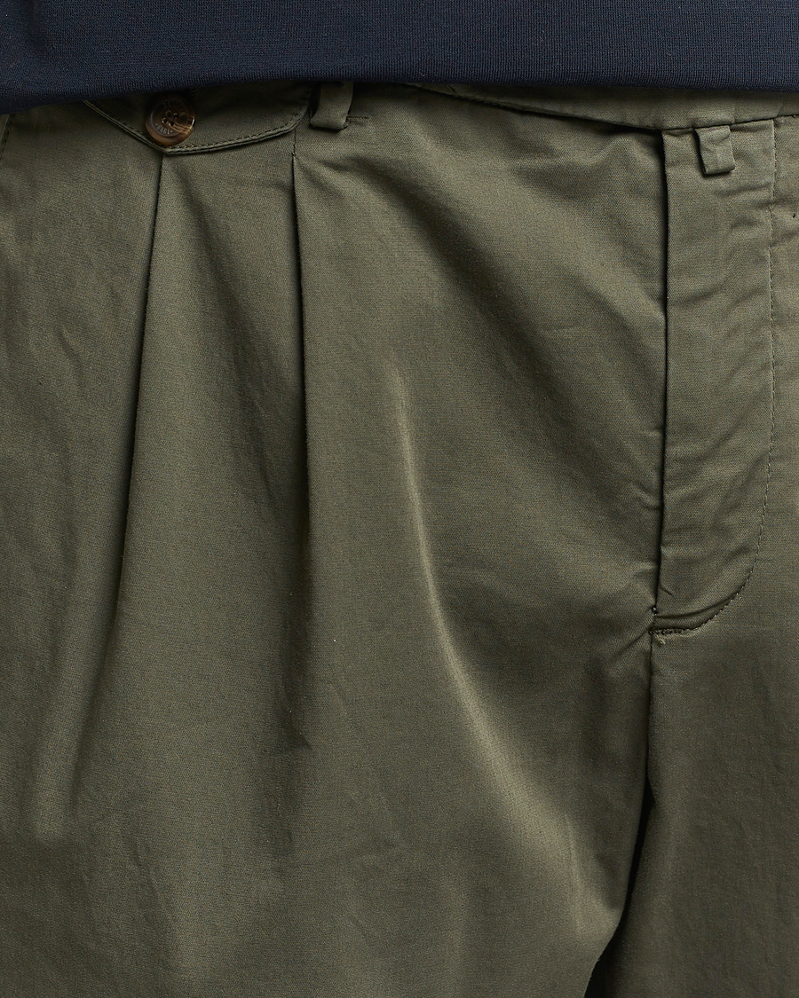 Homme | Pantalons | Briglia 1949 | Easy Fit Pleated Cotton Stretch Chino Olive