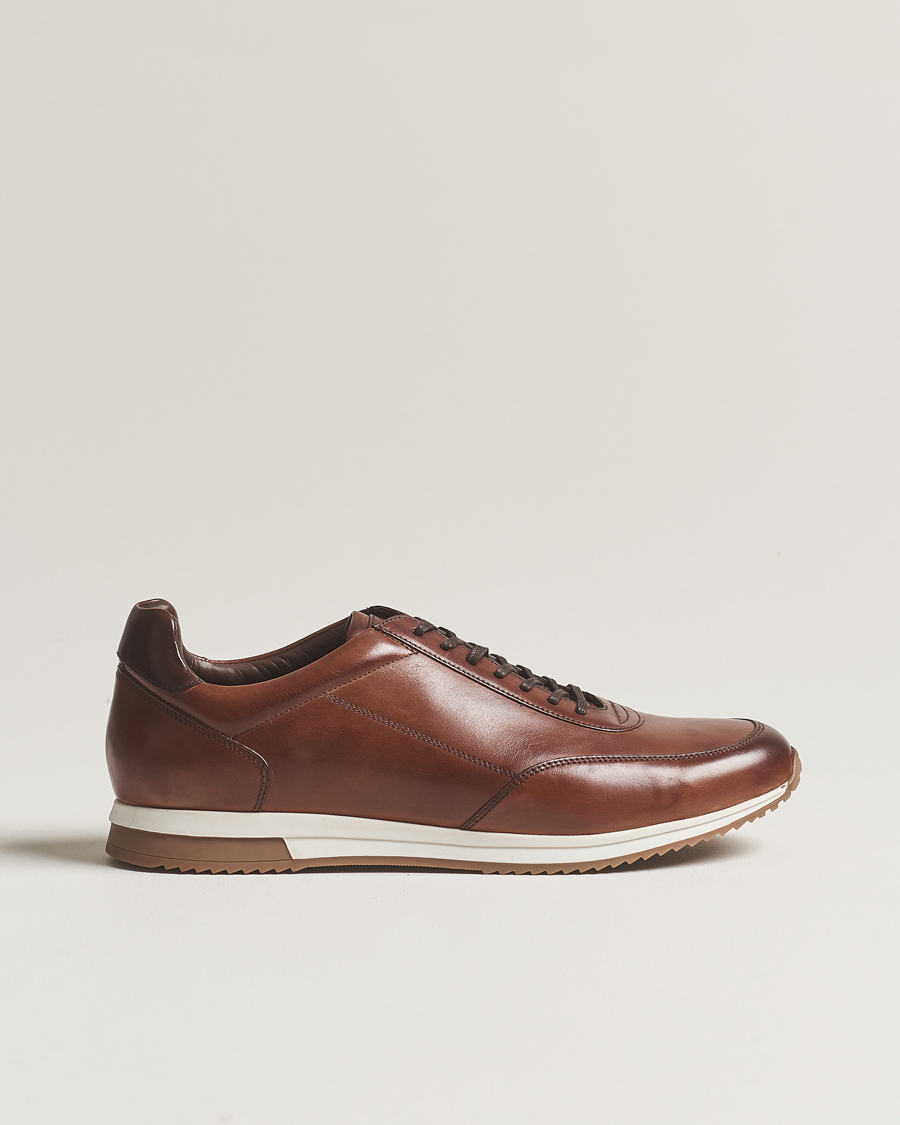 Homme | Baskets | Loake Shoemakers | Bannister Leather Running Sneaker Cedar