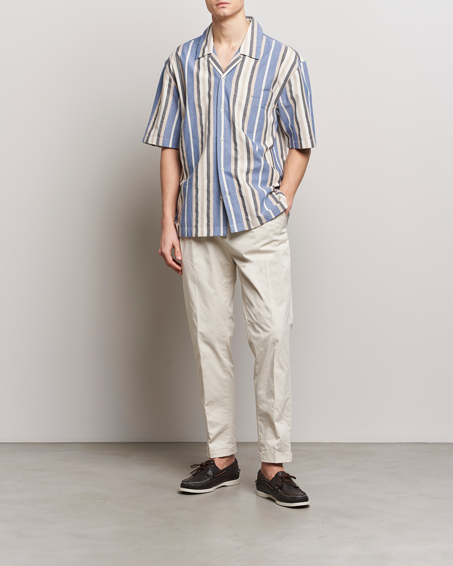 Homme | Chemises | GANT | Relaxed Fit Wide Stripe Short Sleeve Shirt Rich Blue