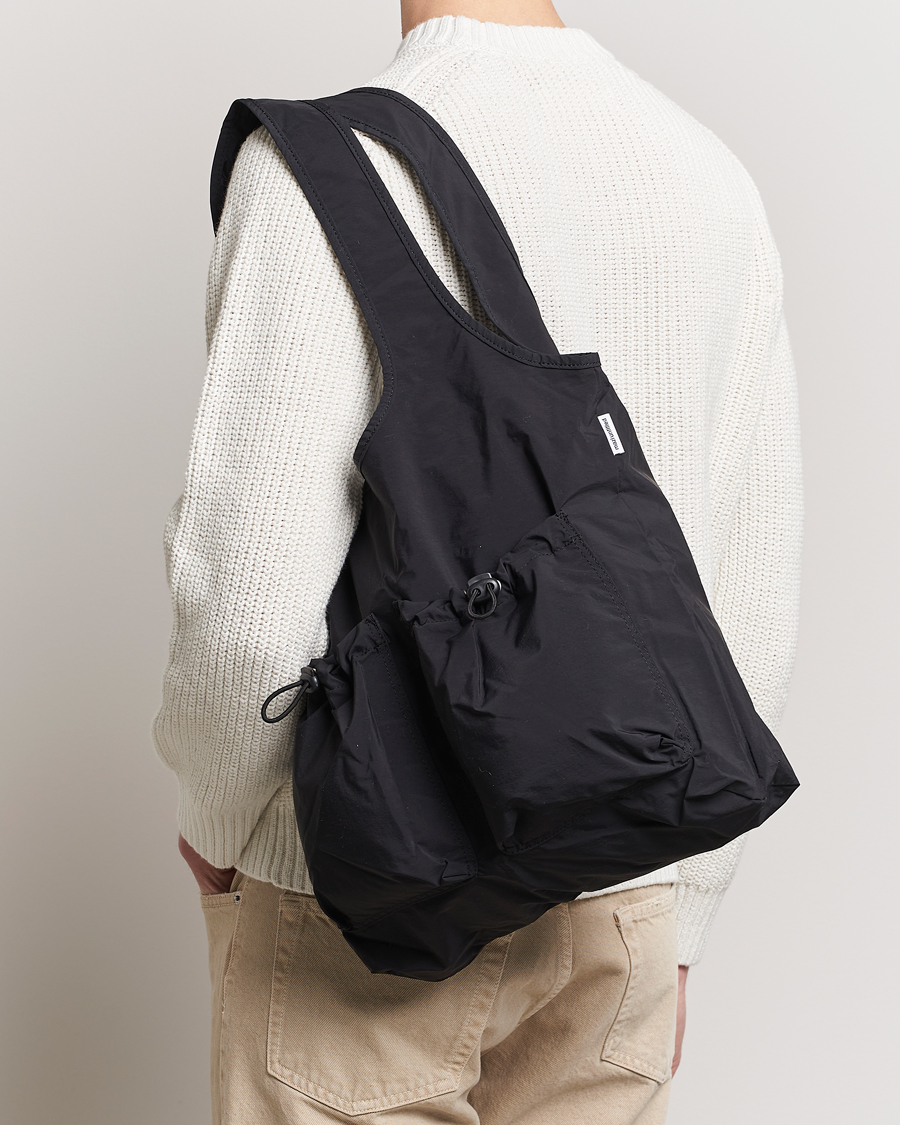 Homme | Tote bags | mazi untitled | Nylon Bore Bag Black