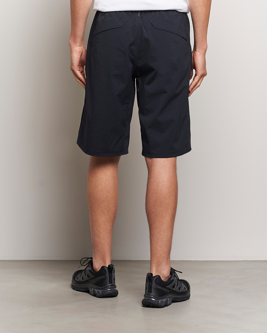 Homme | Shorts | Arc'teryx Veilance | Spere Lightweight Water Repellent Shorts Black
