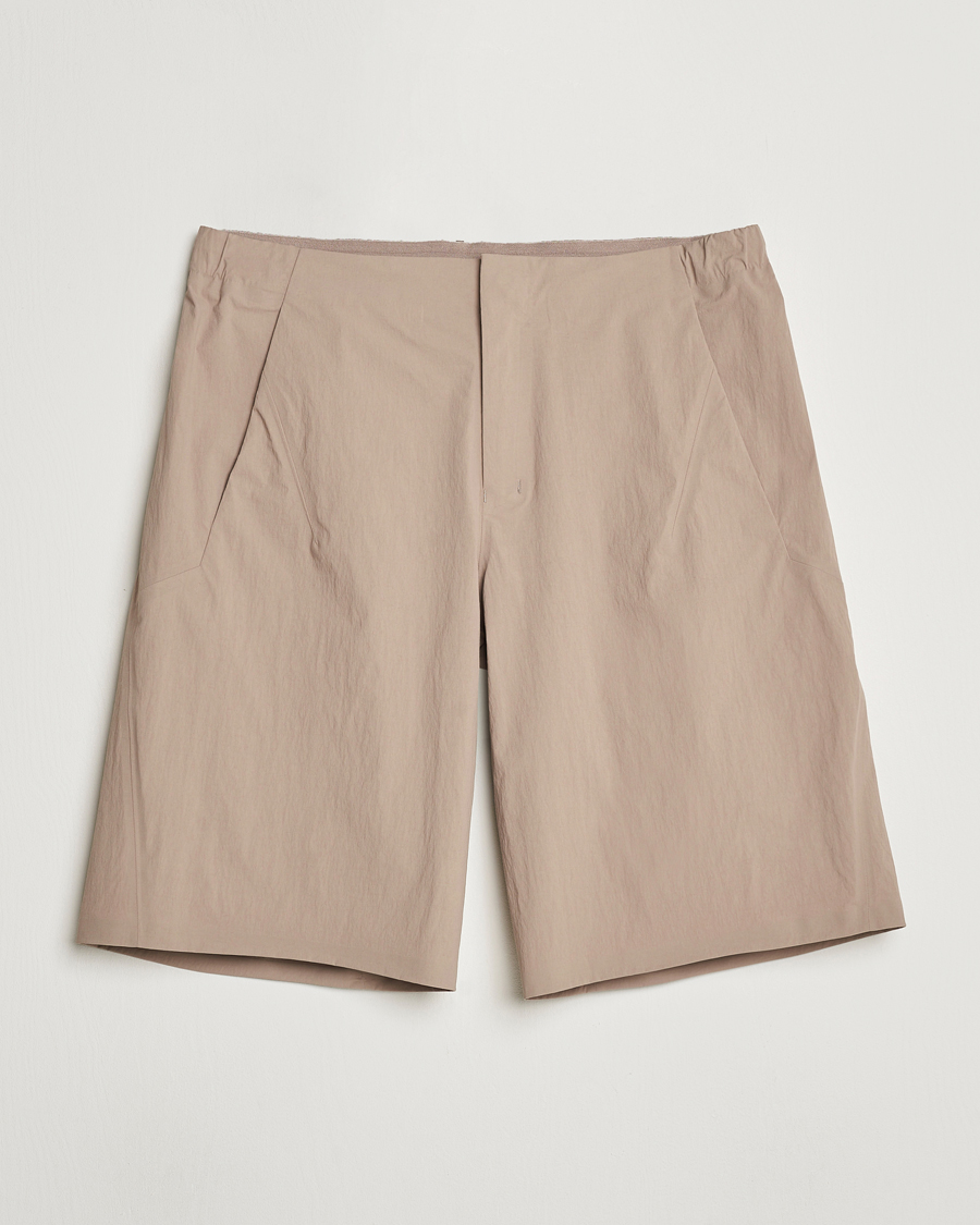 Homme | Shorts | Arc'teryx Veilance | Spere Lightweight Water Repellent Shorts Soil