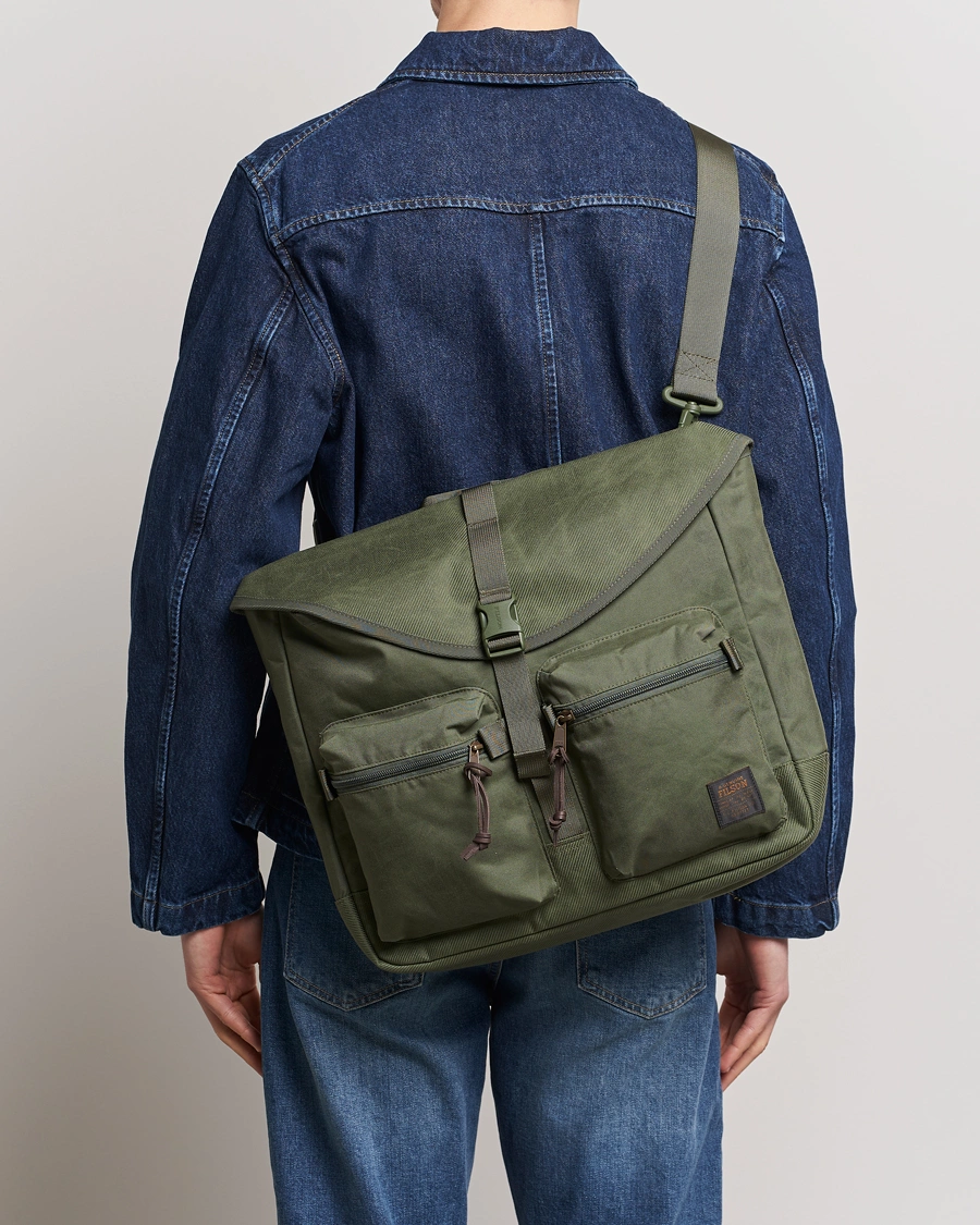 Homme | Accessoires | Filson | Surveyor Messenger Bag Service Green
