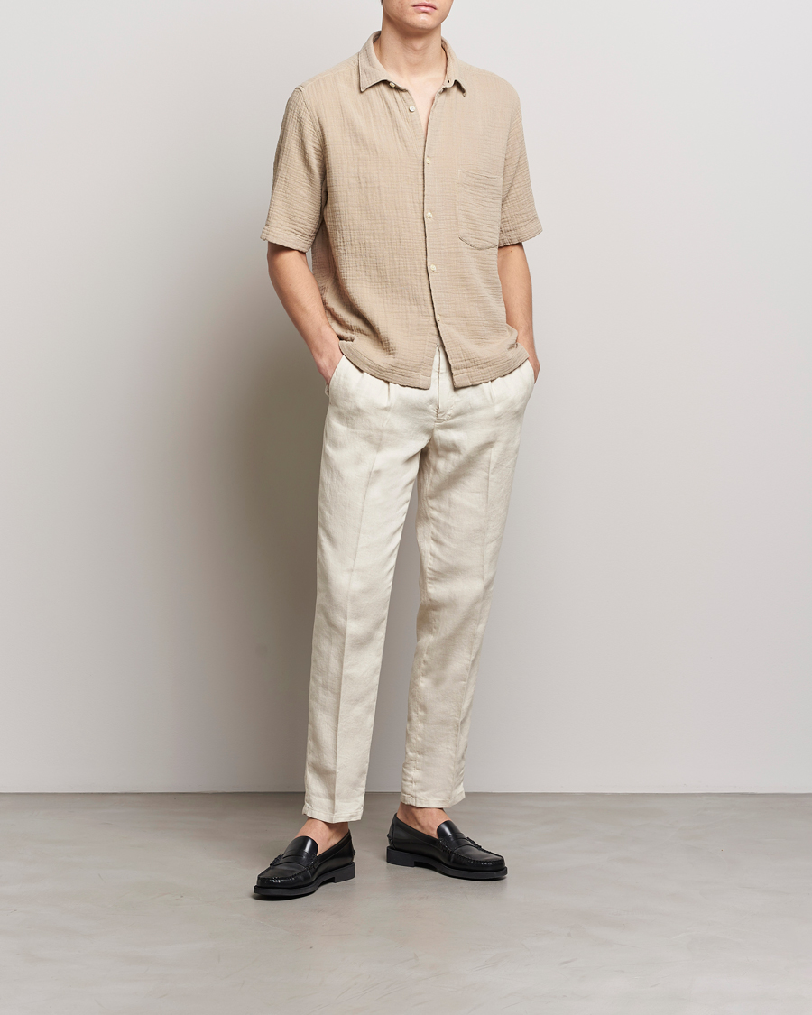 Homme | Chemises | Oscar Jacobson | Short Sleeve City Crepe Cotton Shirt Beige