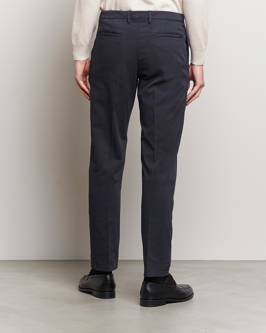 Homme | Pantalons | Boglioli | Cotton Stretch Chinos Navy
