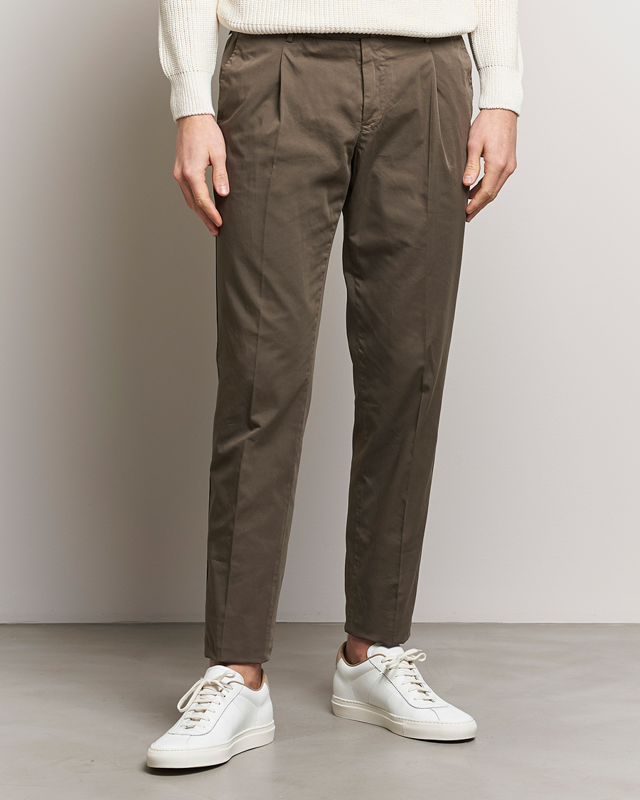 Homme | Pantalons | PT01 | Slim Fit Garment Dyed Stretch Chinos Dark Brown