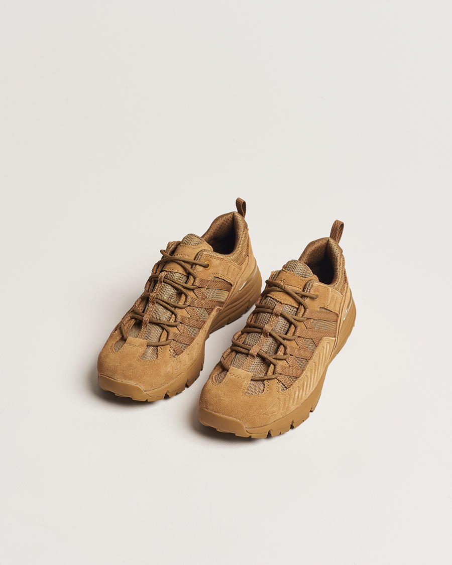 Homme | Danner Fullbore Low Suede Hiking Sneaker Coyote | Danner | Fullbore Low Suede Hiking Sneaker Coyote