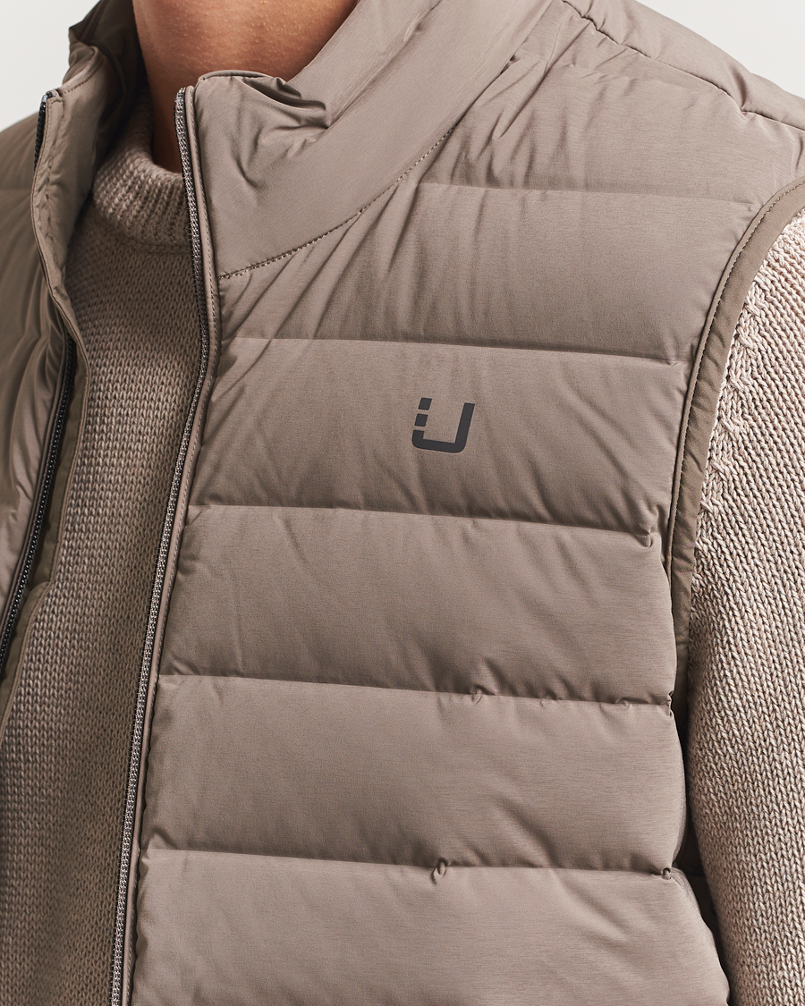 Homme | Gilets | UBR | Sonic Vest Dark Sand