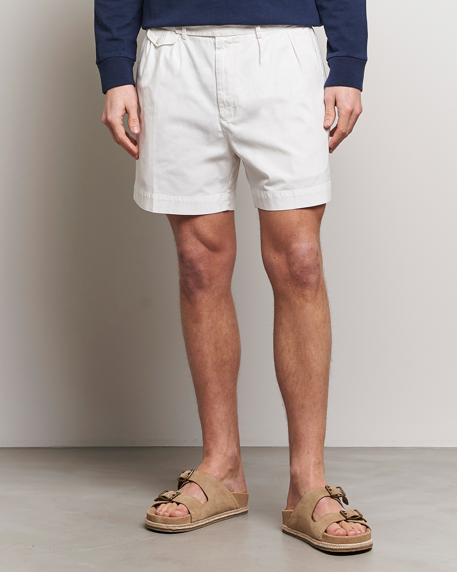 Homme | Shorts | Polo Ralph Lauren | Pleated Featherweight Twill Shorts Deckwash White