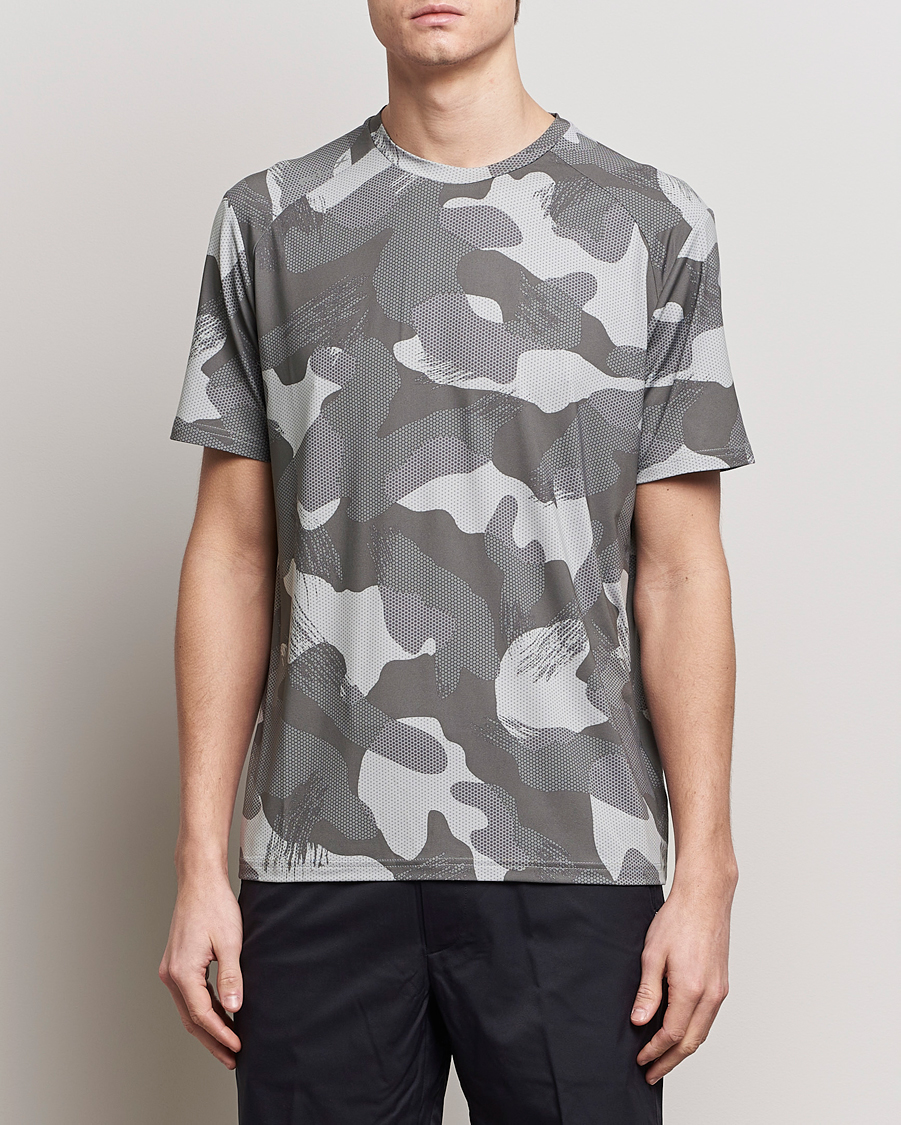 Homme | T-shirts | RLX Ralph Lauren | Peached Airflow Camo Crew Neck T-Shirt Grey