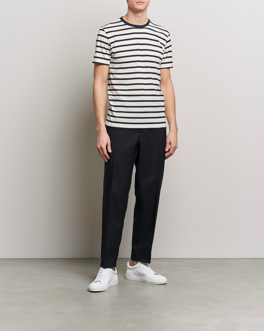 Homme | T-shirts | Sunspel | Striped Crew Neck Cotton Tee Ecru/Navy