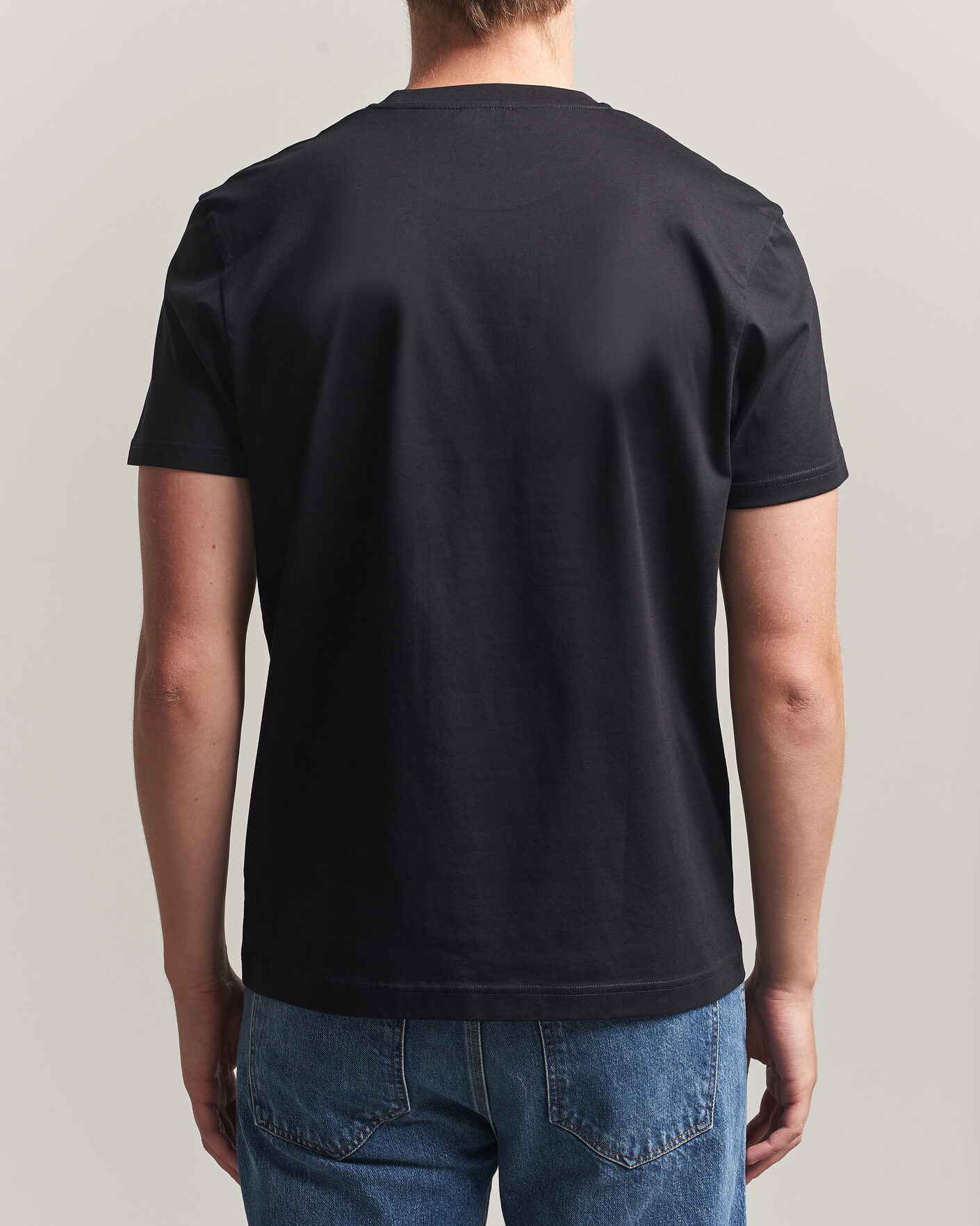 Homme | T-shirts | Sunspel | Riviera Midweight T-Shirt Black