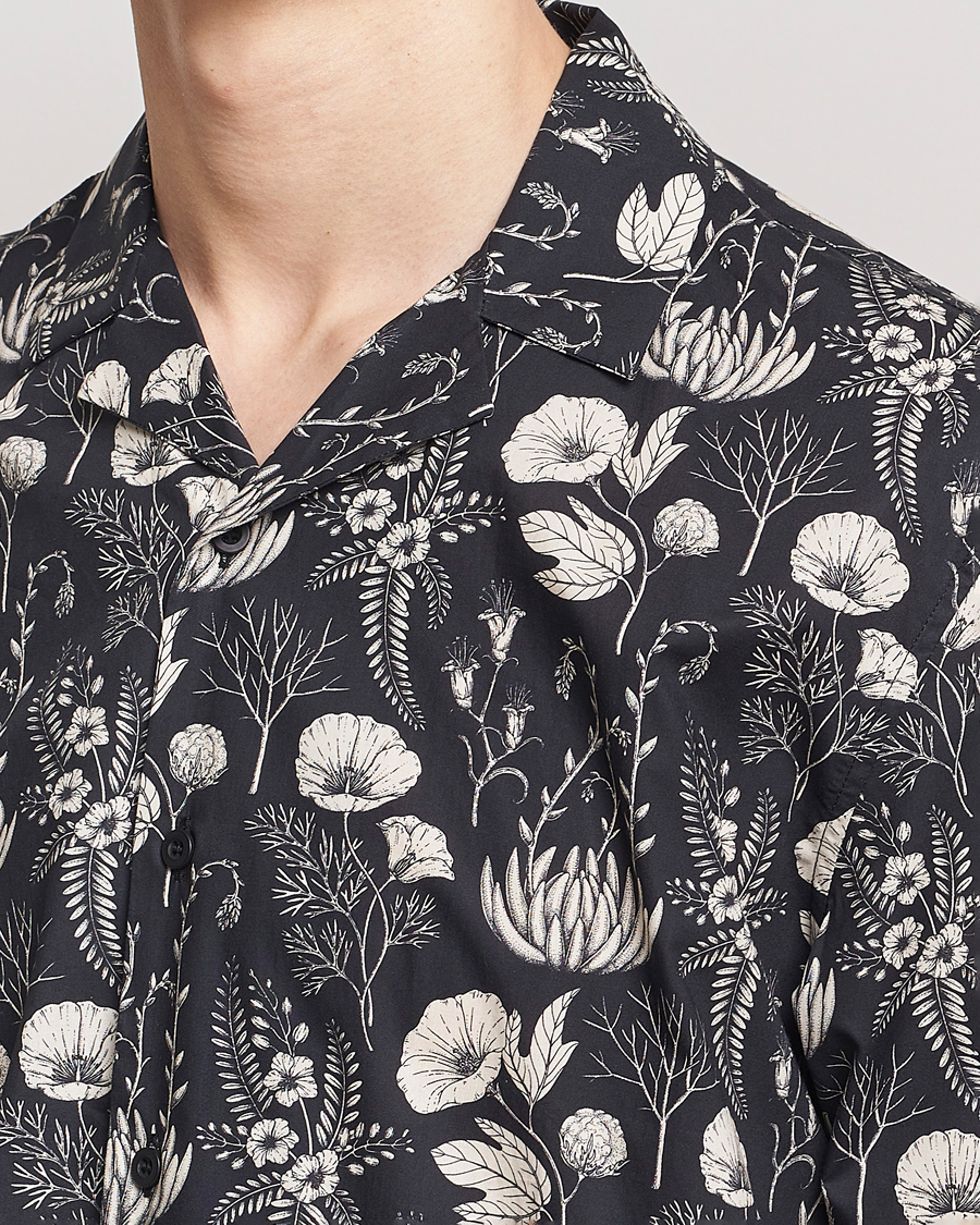 Homme | Chemises | Sunspel | Katie Scott Short Sleeve Printed Resort Shirt Black