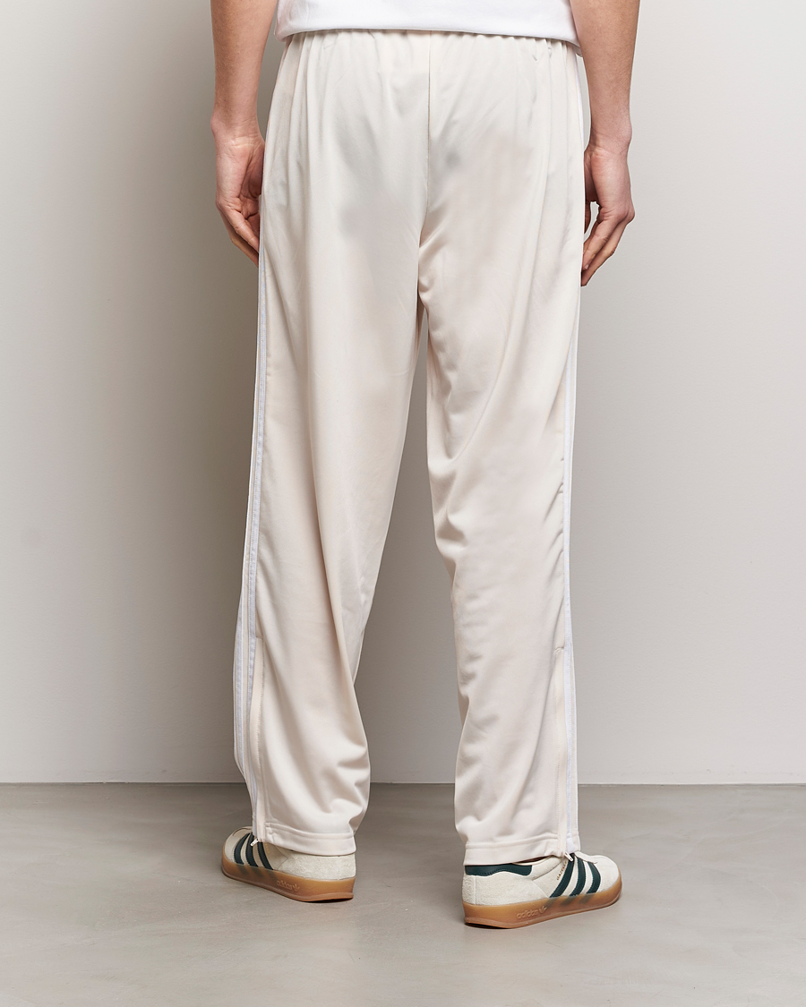 Homme | Pantalons | adidas Originals | Firebird Sweatpants Won White