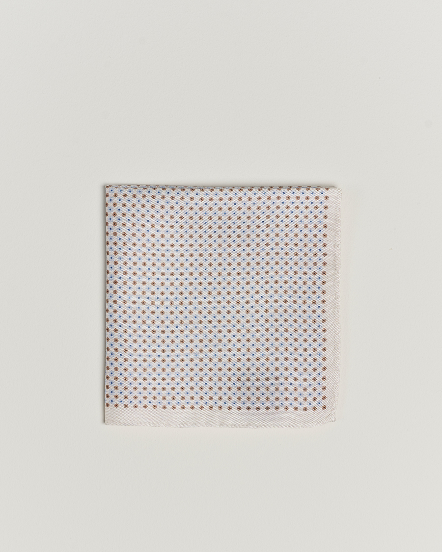 Homme | Amanda Christensen Silk Oxford Printed Flower Pocket Square Cream | Amanda Christensen | Silk Oxford Printed Flower Pocket Square Cream