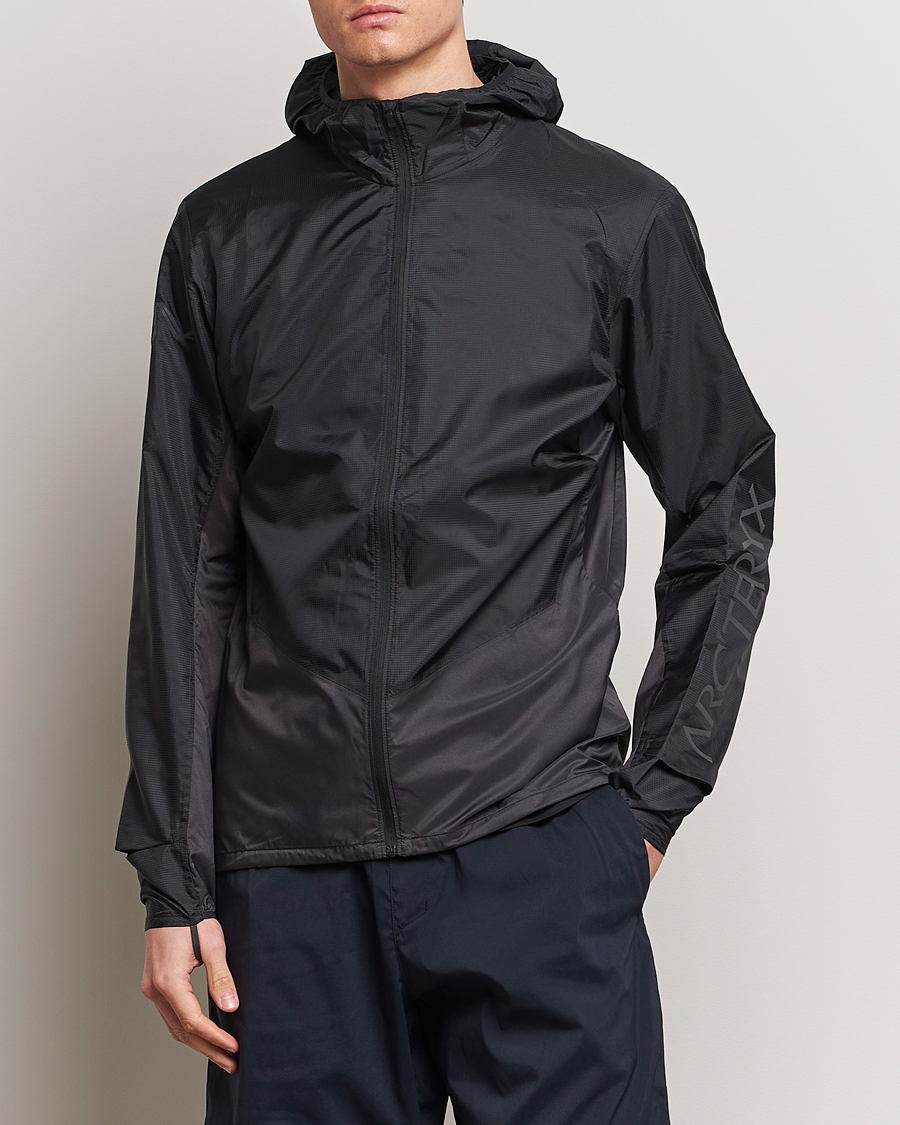 Homme | Vestes Coquille | Arc\'teryx | Norvan Windshell Hooded Jacket Black/Graphite