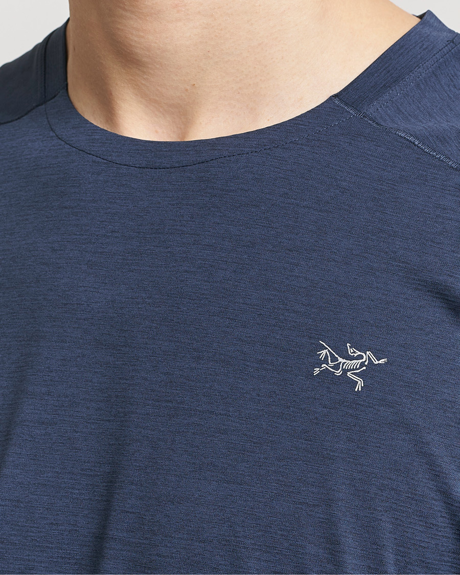 Homme | T-shirts | Arc'teryx | Cormac Crew Neck T-Shirt Black Sapphire Heather