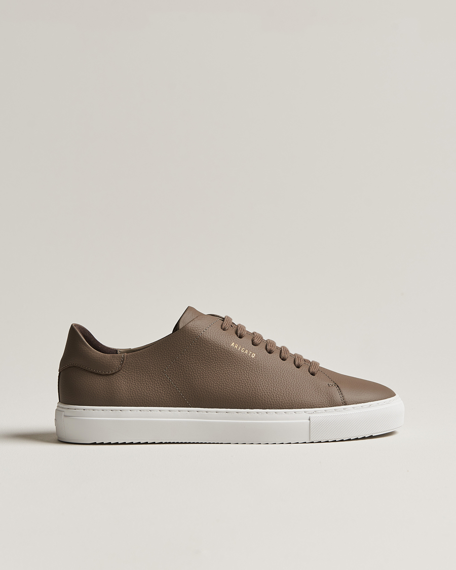 Homme | Axel Arigato Clean 90 Grained Leather Sneaker Brown | Axel Arigato | Clean 90 Grained Leather Sneaker Brown