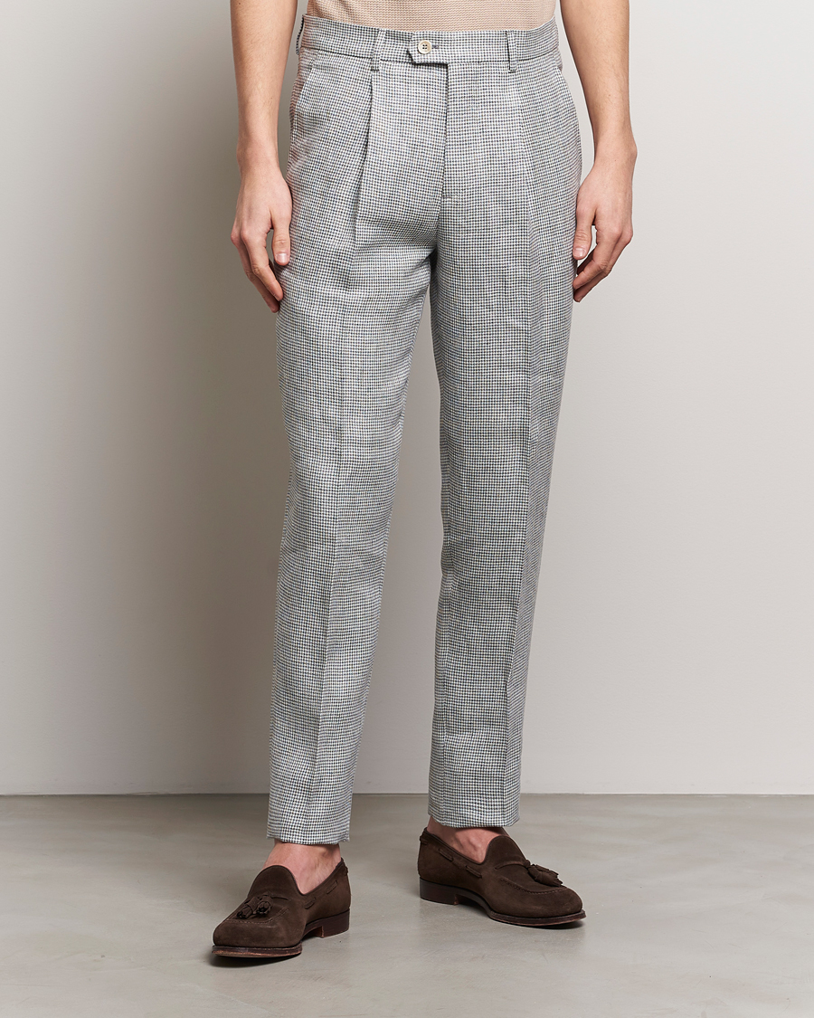 Homme |  | Brunello Cucinelli | Pleated Houndstooth Trousers Light Grey