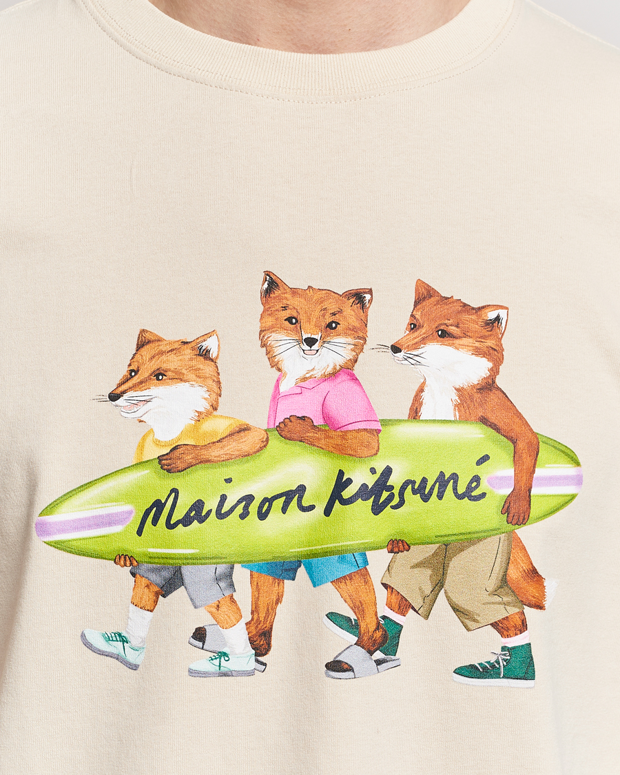 Homme | T-shirts | Maison Kitsuné | Surfing Foxes T-Shirt Paper