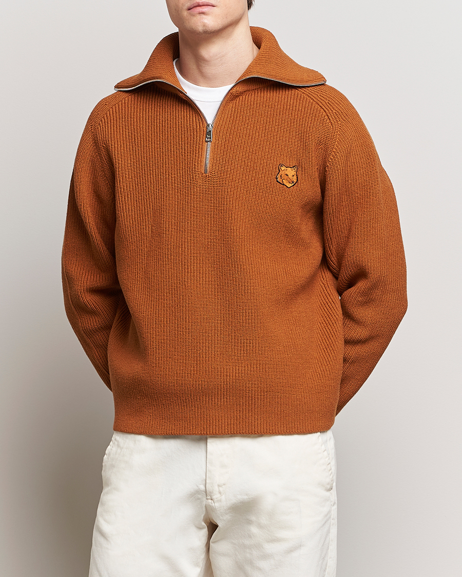 Homme | Pulls Et Tricots | Maison Kitsuné | Tonal Fox Head Ribbed Half Zip Tobacco