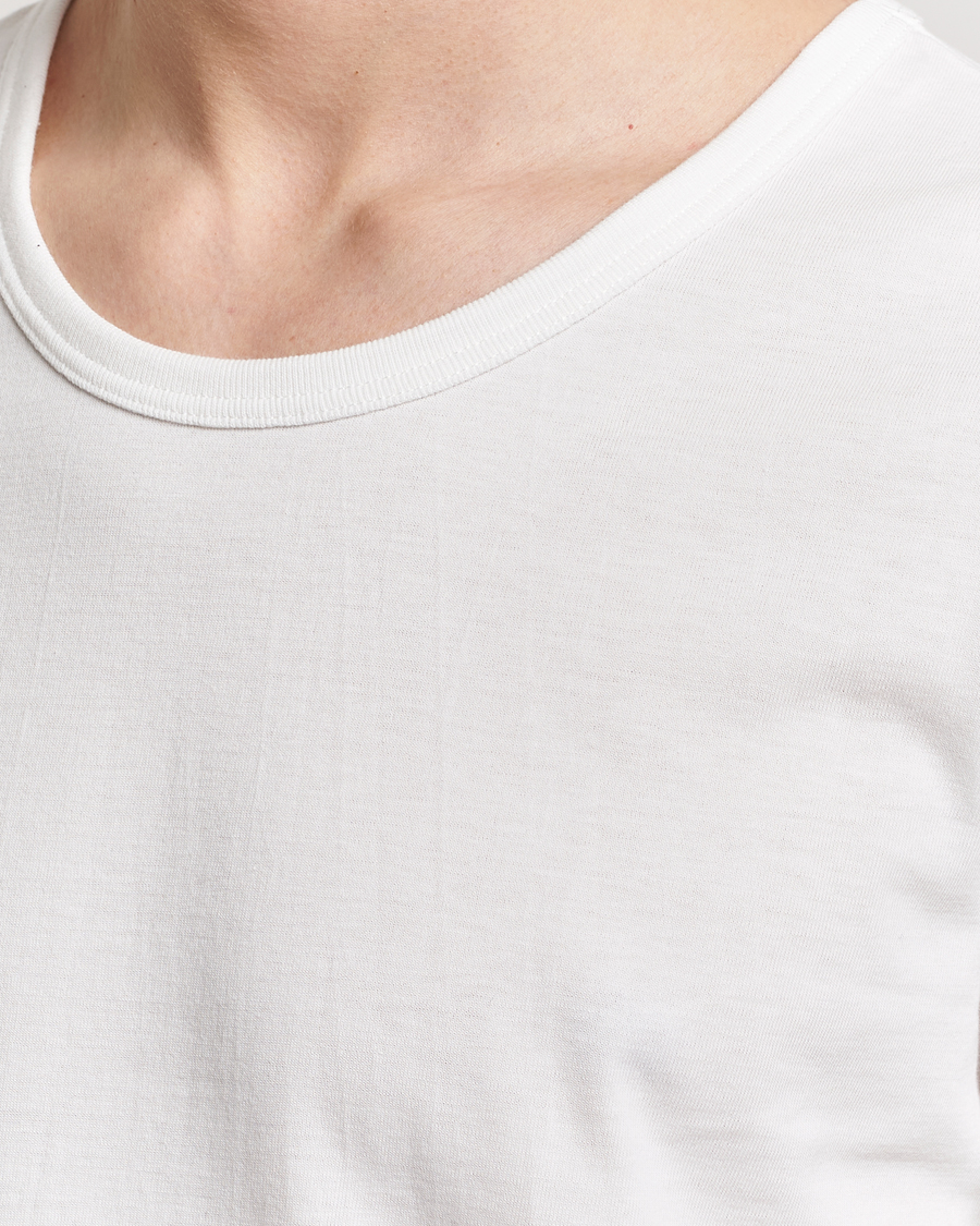 Homme | T-shirts | Merz b. Schwanen | 1970s Classic Loopwheeled V-Neck T-Shirt White