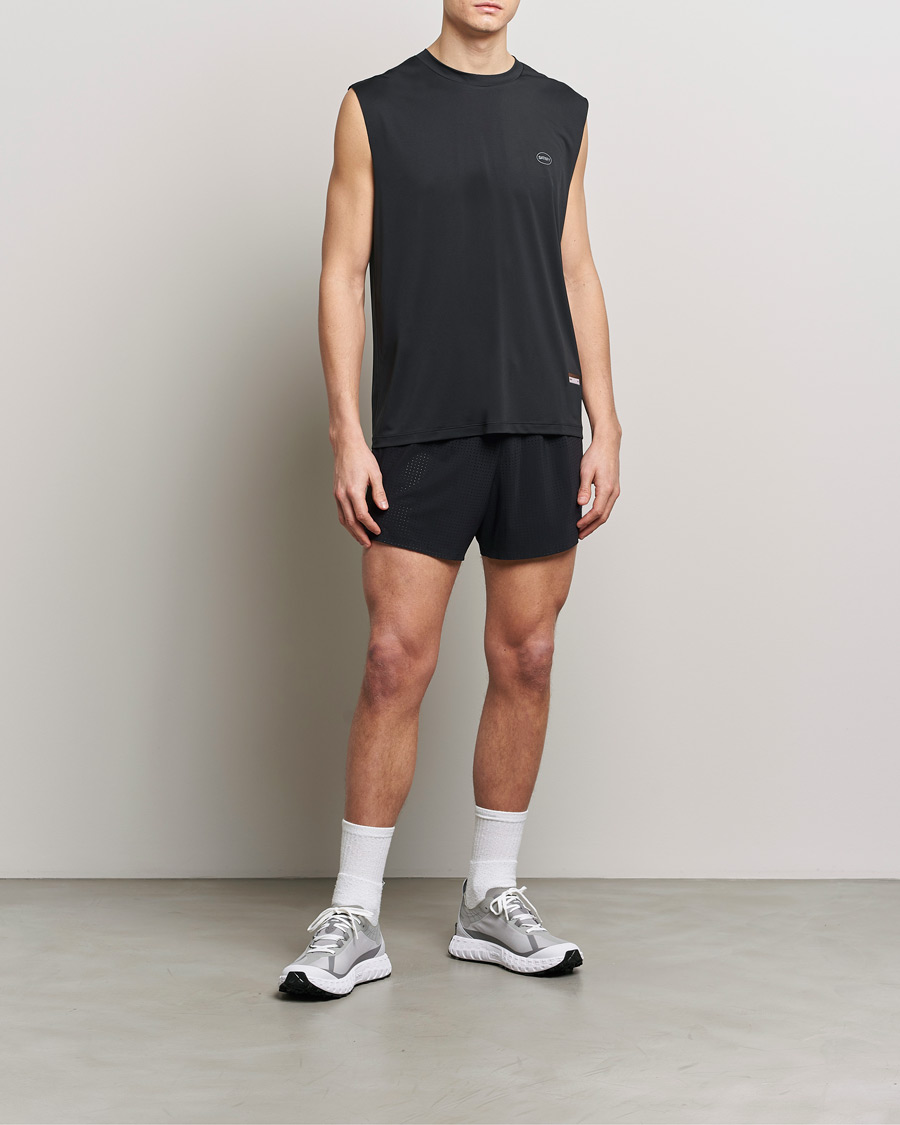 Homme | T-shirts | Satisfy | AuraLite Muscle Tee Black