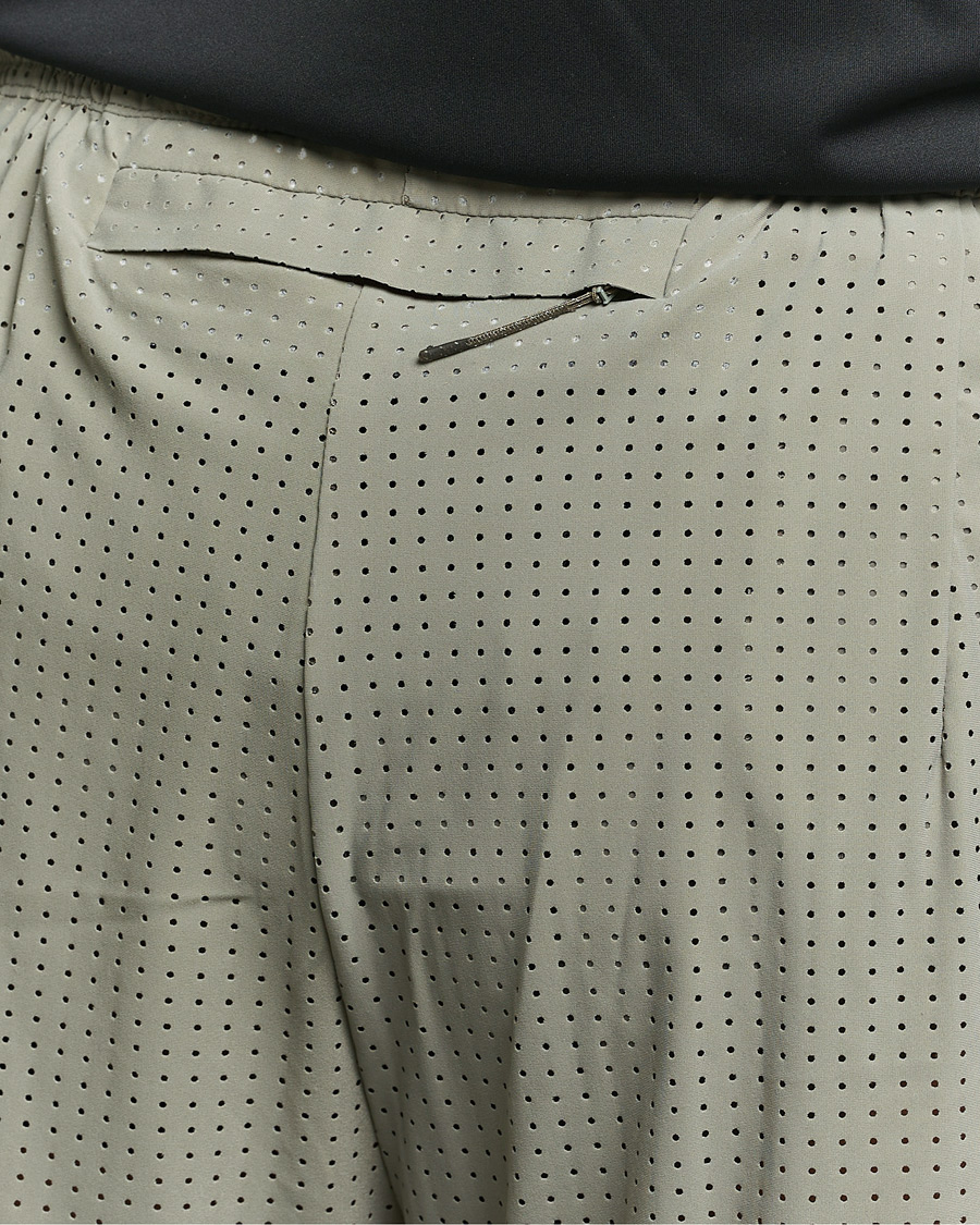 Homme | Shorts | Satisfy | Space-O 5 Inch Shorts Dark Sage