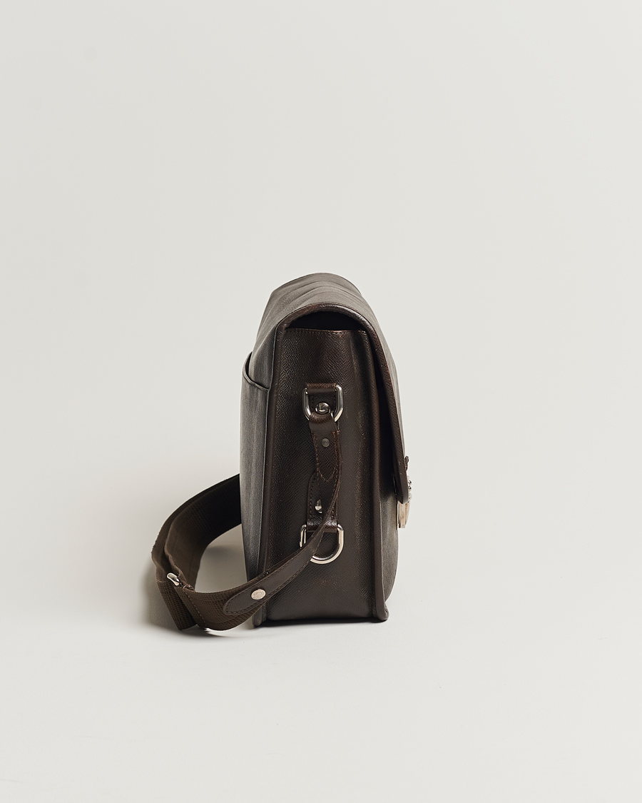 Homme | Louis Vuitton Pre-Owned Alexei Leather Messenger Bag Leather Brown | Louis Vuitton Pre-Owned | Alexei Leather Messenger Bag Leather Brown