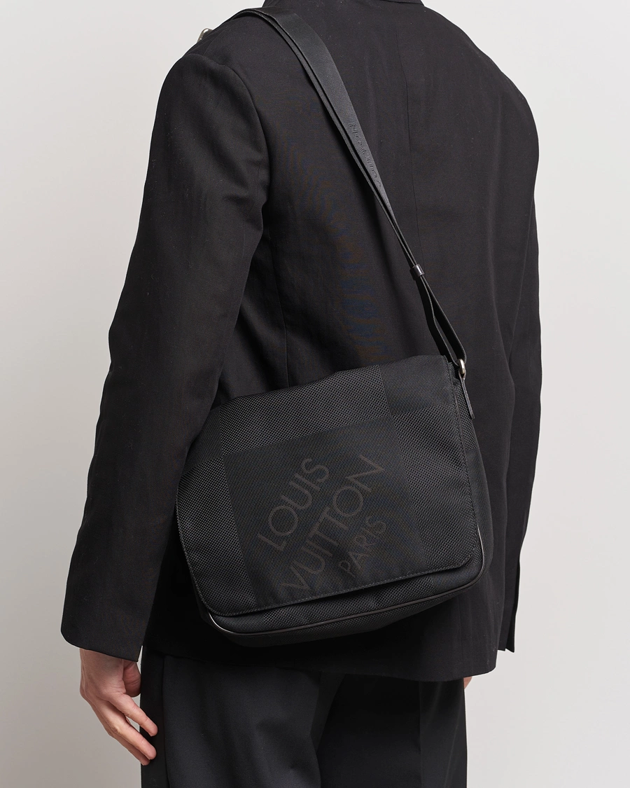 Homme |  | Louis Vuitton Pre-Owned | Canvas Messenger Bag Damier Geant