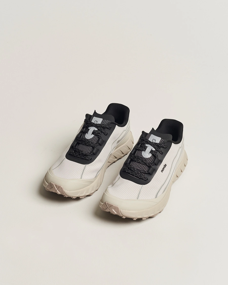 Homme | Norda | Norda | 002 Running Sneakers Cinder
