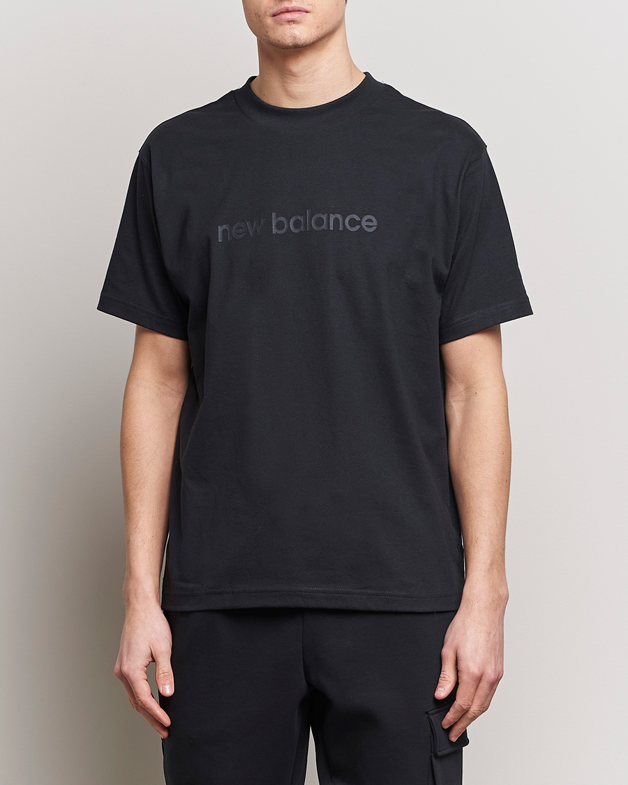 Homme | T-Shirts Noirs | New Balance | Shifted Graphic T-Shirt Black