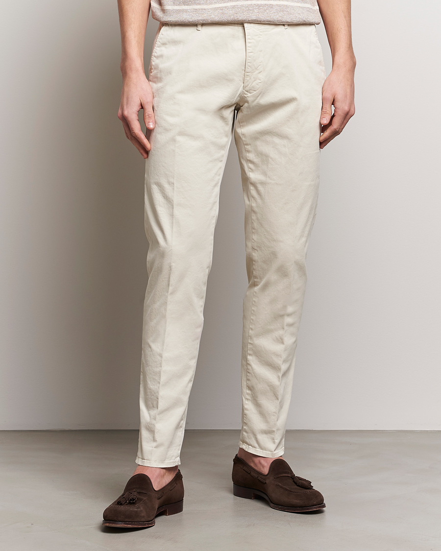 Homme | Italian Department | Incotex | Slim Fit Garment Dyed Slacks Off White