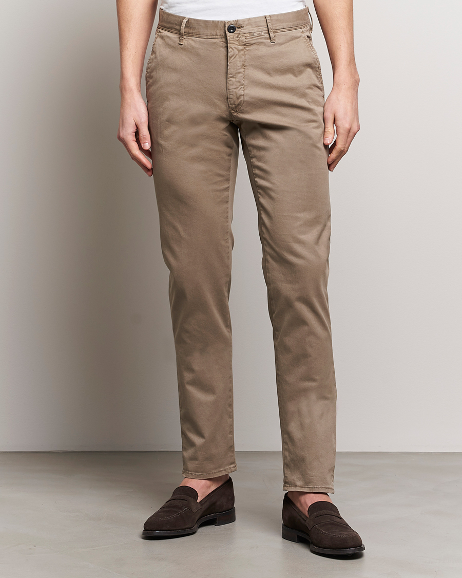 Homme | Pantalons | Incotex | Slim Fit Garment Dyed Slacks Dark Brown